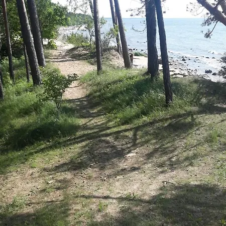 Cozy Near The Sea דירה